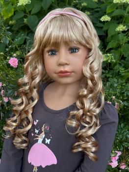 Julie von Monika Levenig - 122 cm - blond