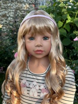 Preview: Marie von Monika Levenig - 122 cm - blond