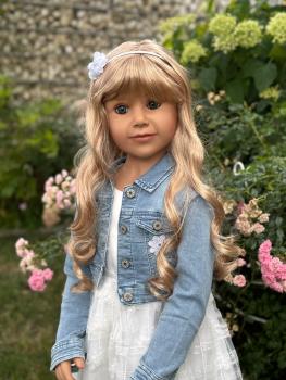 Clara von Monika Peter-Leicht - 120 cm - blond