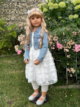 Preview: Clara von Monika Peter-Leicht - 120 cm - blond