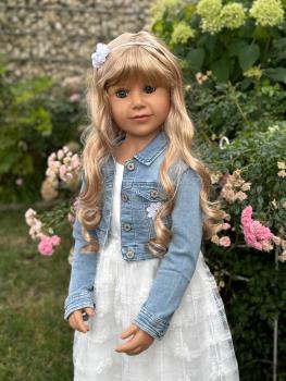 Preview: Clara von Monika Peter-Leicht - 120 cm - blond