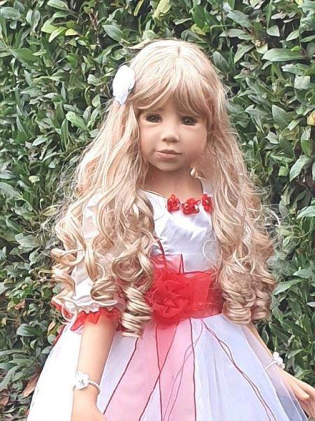Schneeweißchen -blond - von Monika Levenig