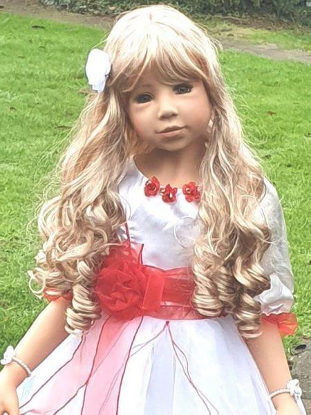 Schneeweißchen -blond - von Monika Levenig