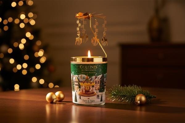 COLLINES DE PROVENCE C4672FSA - Geschenke SET - Duftkerze (360 gr) + Karussell "Tannenwald"