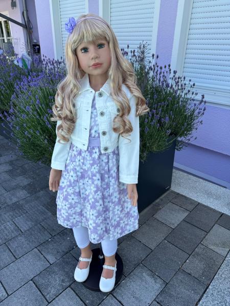 Julie von Monika Levenig - 122 cm - blond