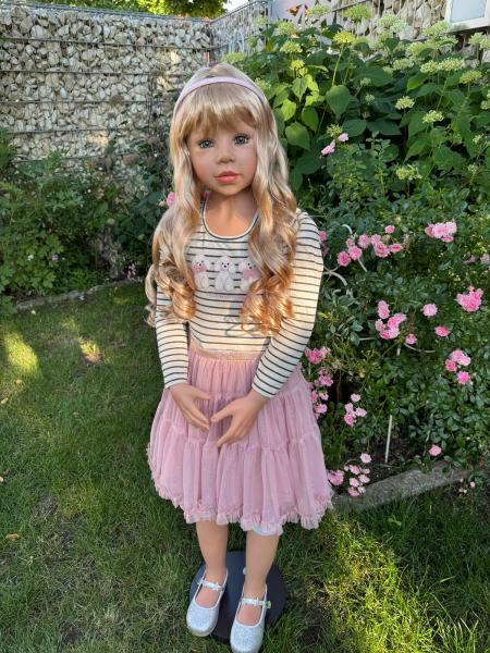 Marie von Monika Levenig - 122 cm - blond