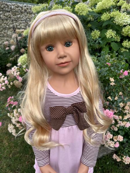 Clara von Monika Peter-Leicht - 120 cm - blond